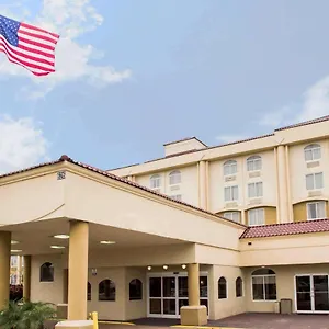 Hotel Quality & Winter Park Village Area, Orlando